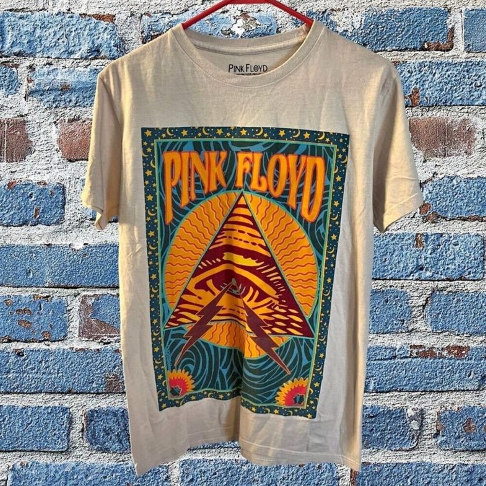 Pink Floyd T-Shirt NWOT